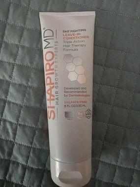 Shapiro MD DHT Fighting Leave-In Conditioner - White
